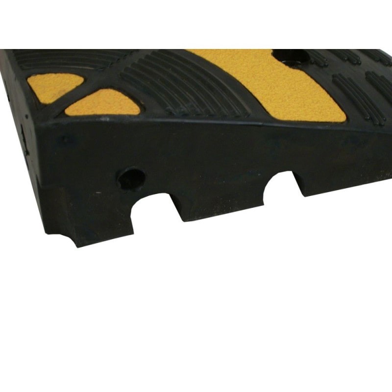 Rampe de bordure de trottoir Caoutchouc 50x32,5x14 cm - Signalétique -  Panneaux de signalisation routière - Noir